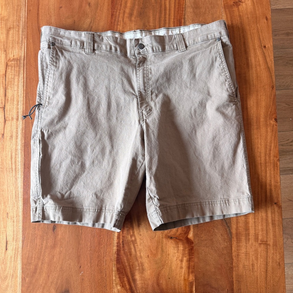 Columbia Men's Brown Hiking Shorts Size‎ 40